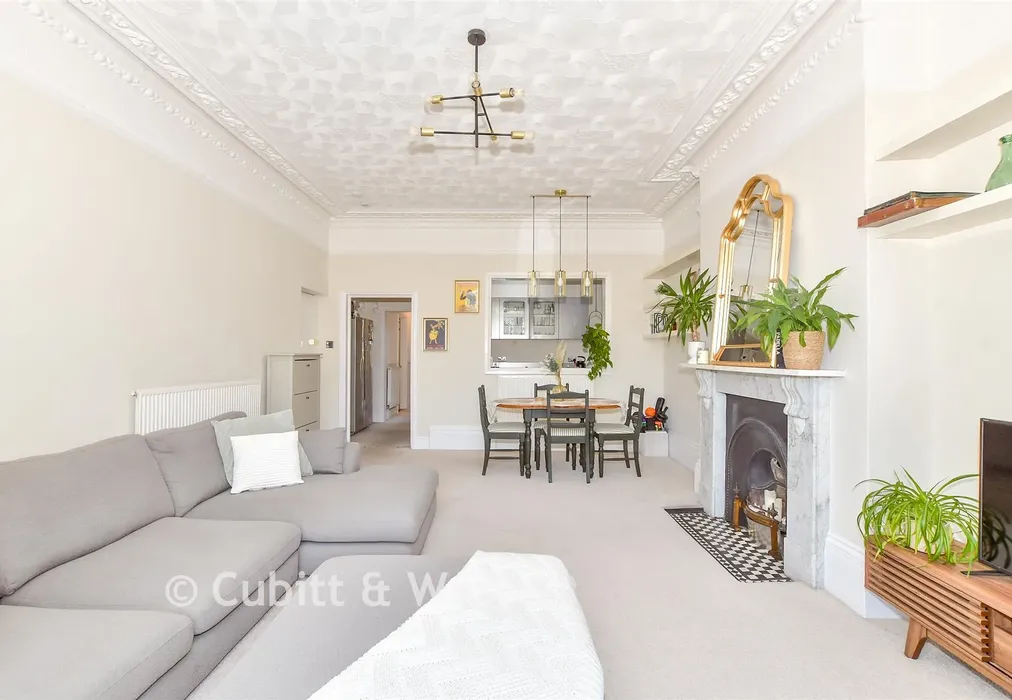 Lounge - Outram Road, Southsea, Hampshire - Wards of Kent