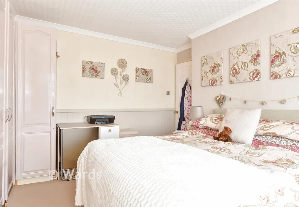 Bedroom 1 - Ballens Road, Lords Wood, Chatham, Kent - Wards of Kent