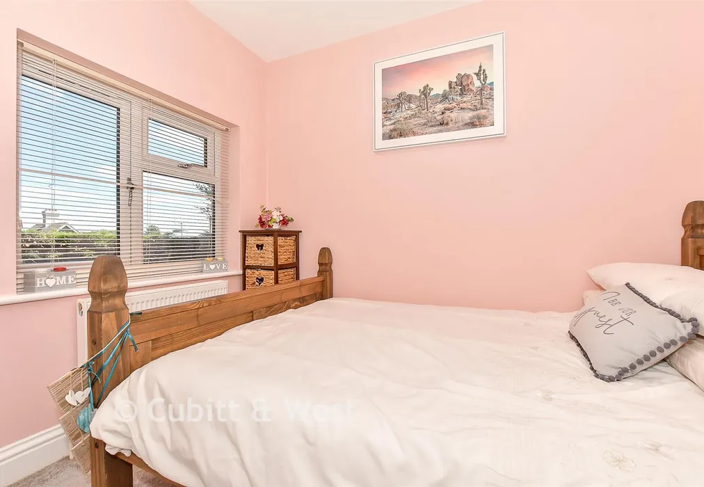 Bedroom 3 - East Beeches Road, Crowborough, East Sussex - Wards of Kent