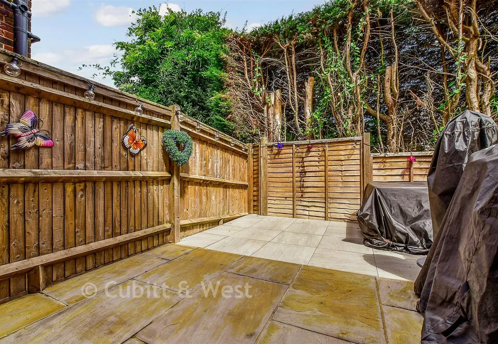 Patio / Decking - East Beeches Road, Crowborough, East Sussex - Wards of Kent
