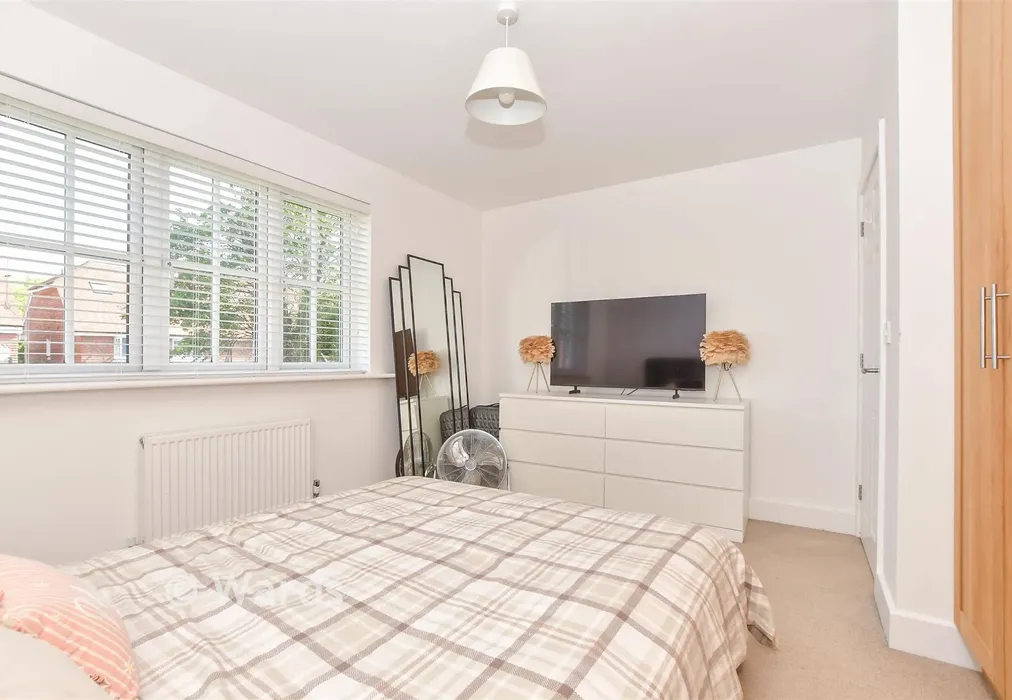 Bedroom 2 - Bishop Close, High Halden, Kent - Wards of Kent