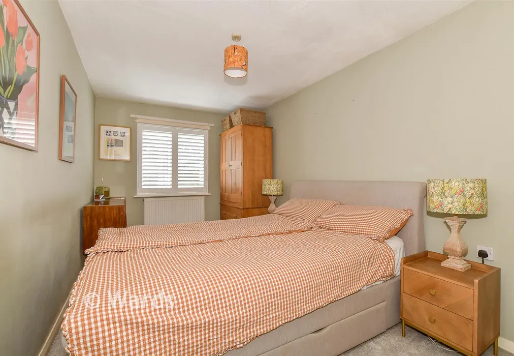 Bedroom 1 - Spring Lane, Canterbury, Kent - Wards of Kent