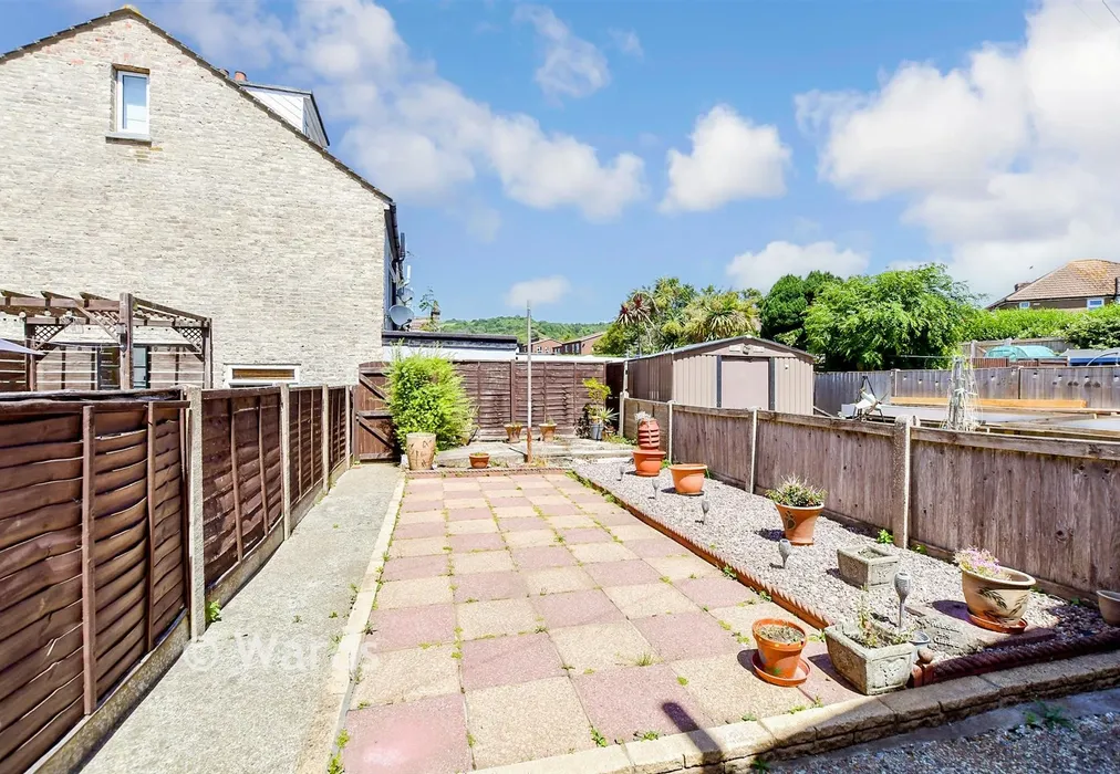 Rear Garden - Warren Road, Folkestone, Kent - Wards of Kent