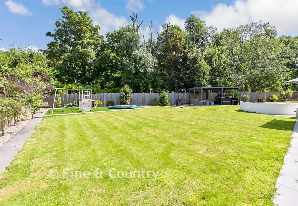 Rear Garden - Windmill Close, Hawkinge, Kent - Wards of Kent