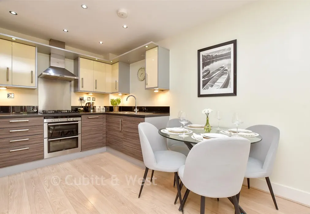 Kitchen / Lounge / Dining Area - Reigate Road, Reigate, Surrey - Wards of Kent
