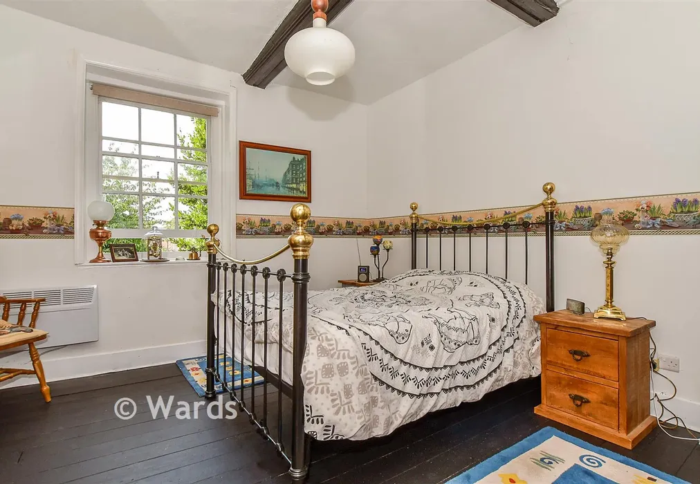 Bedroom 1 - Station Road, Lydd, Kent - Wards of Kent