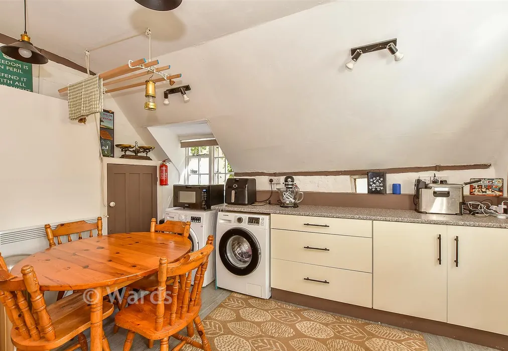 Kitchen - Station Road, Lydd, Kent - Wards of Kent