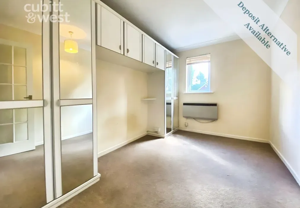 Bedroom - High Street, Buxted, TN22 - Wards of Kent