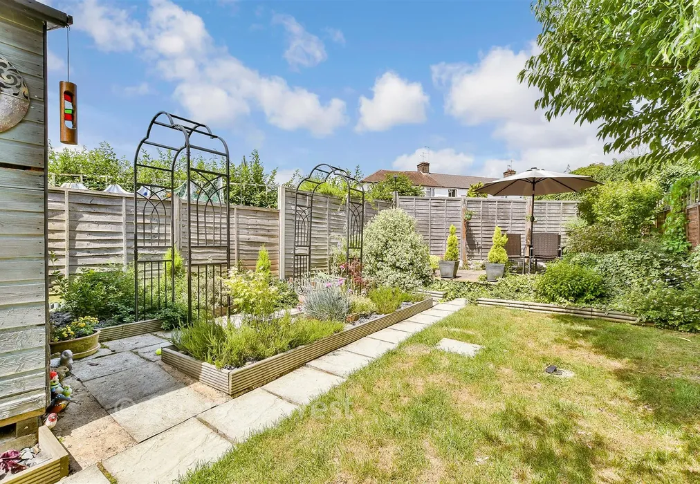 Rear Garden - Stuart Road, Reigate, Surrey - Wards of Kent