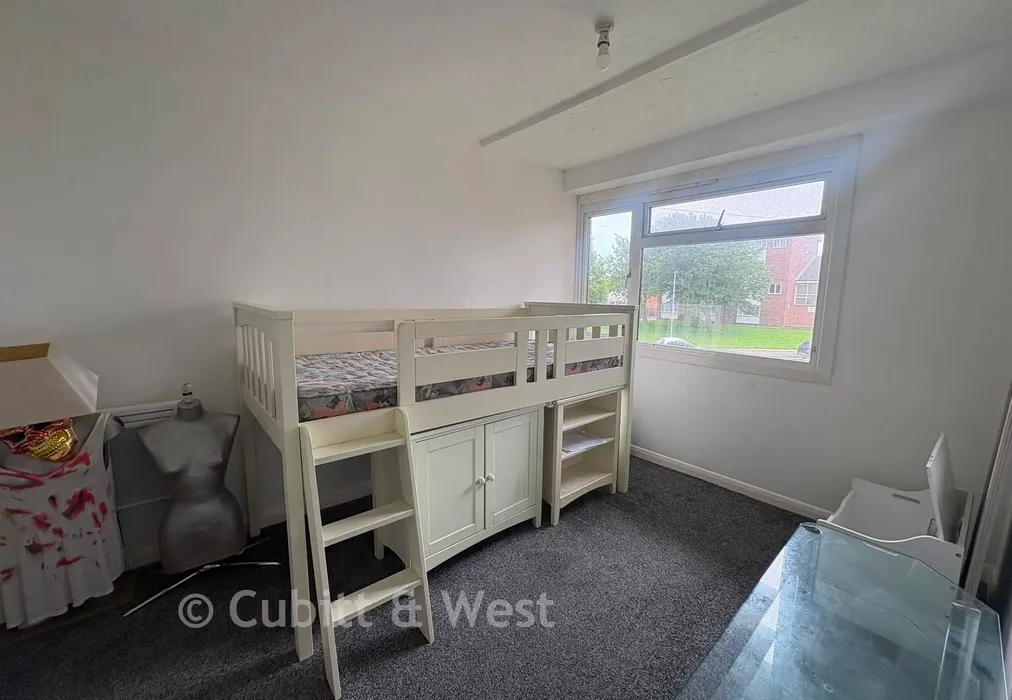 Bedroom 2 - Lumsden Road, Southsea, Hampshire - Wards of Kent