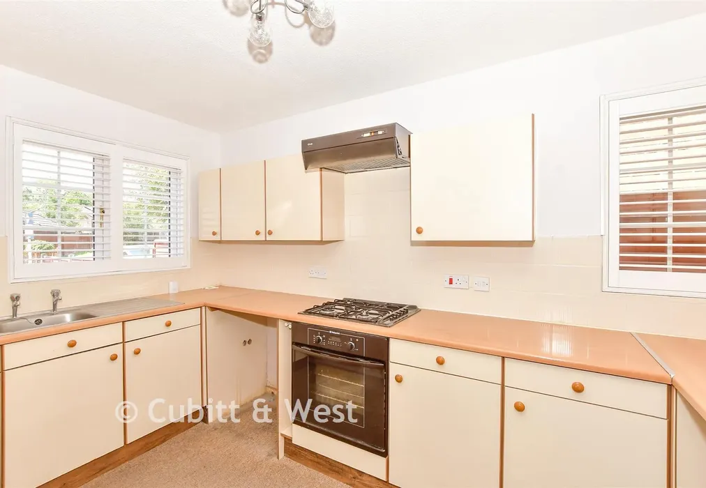 Kitchen - Amethyst Grove, Waterlooville, Hampshire - Wards of Kent