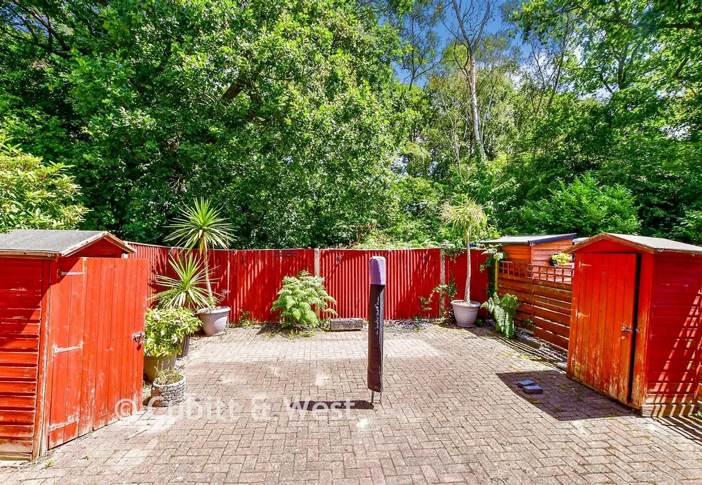 Rear Garden - Amethyst Grove, Waterlooville, Hampshire - Wards of Kent
