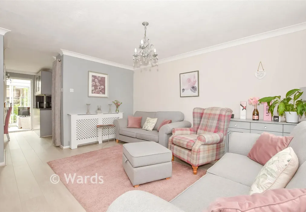 Lounge - Harvest Ridge, Leybourne, West Malling, Kent - Wards of Kent