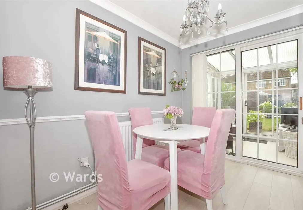 Kitchen/Diner - Harvest Ridge, Leybourne, West Malling, Kent - Wards of Kent