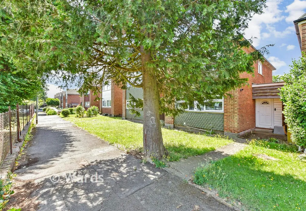 Street View - Bleakwood Road, Chatham, Kent - Wards of Kent