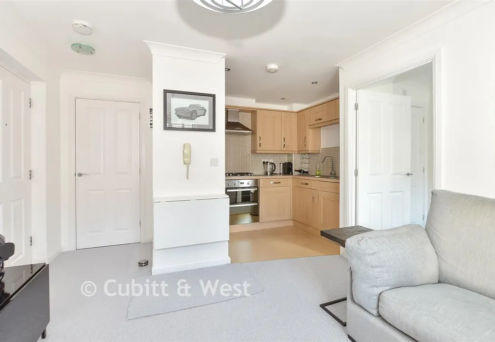 Lounge - Farriers Lea, Haywards Heath, West Sussex - Wards of Kent