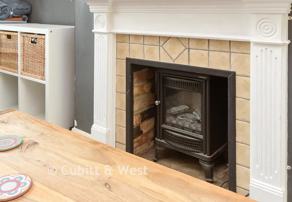 Internal Feature - Cromwell Road, Caterham, Surrey - Wards of Kent