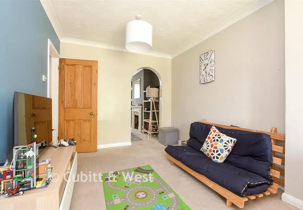 Dining Area - Cromwell Road, Caterham, Surrey - Wards of Kent