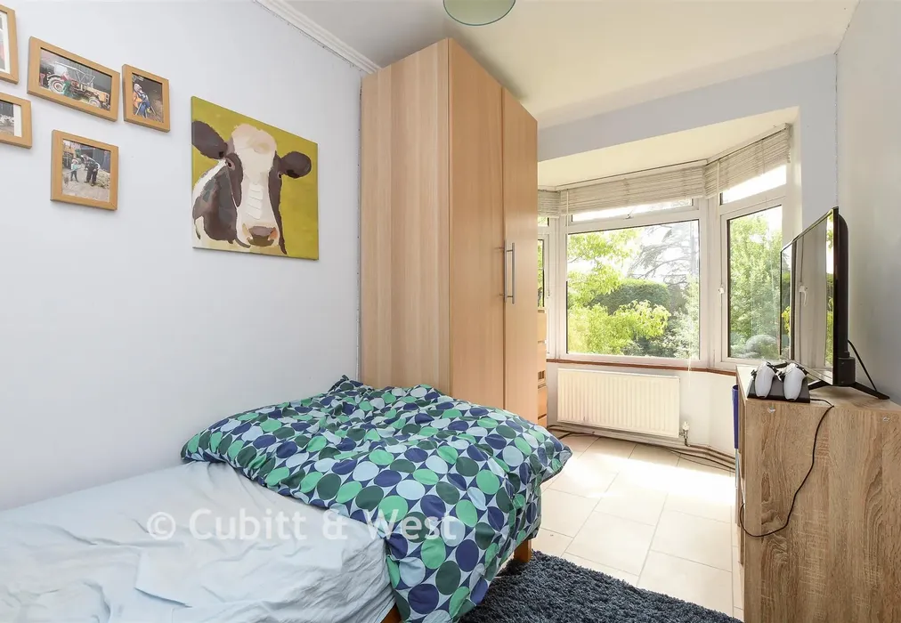 Bedroom 3 - Wrayfield Avenue, Reigate, Surrey - Wards of Kent