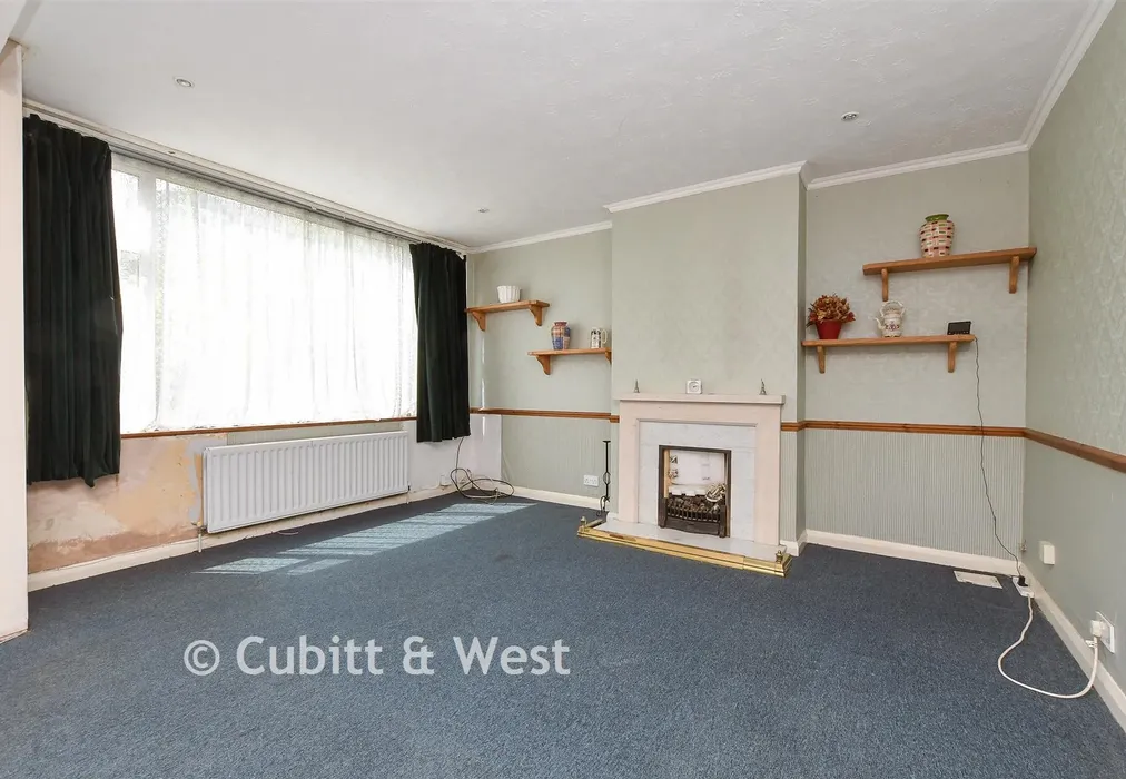 Lounge - Hilltop Road, Whyteleafe, Surrey - Wards of Kent