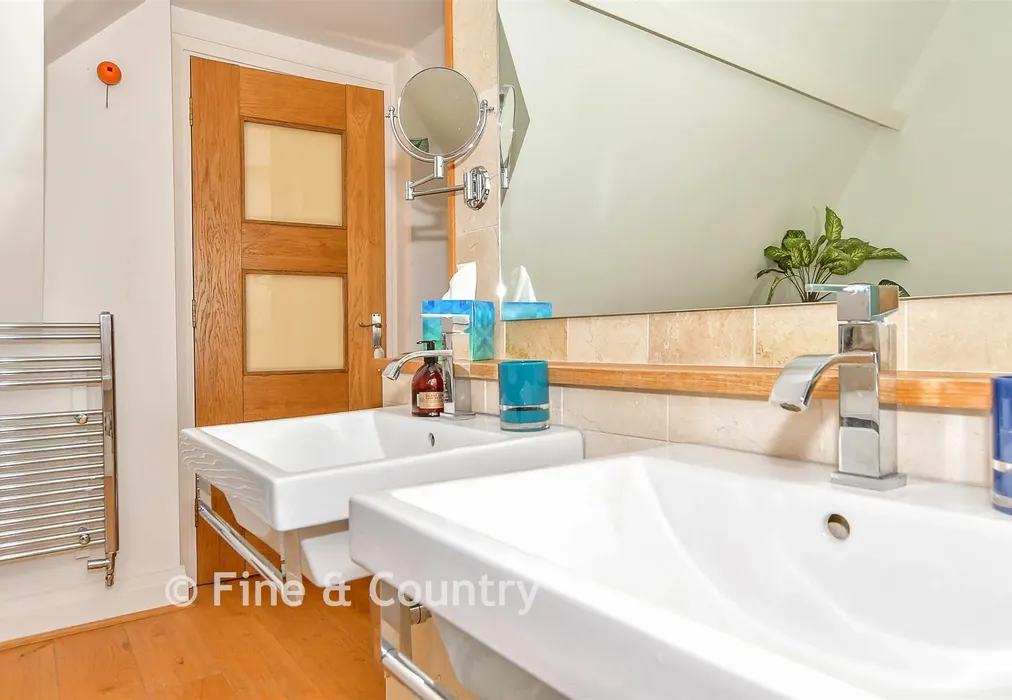 Internal Lifestyle Photograph - Hartfield Road, Cowden, Edenbridge, Kent - Wards of Kent