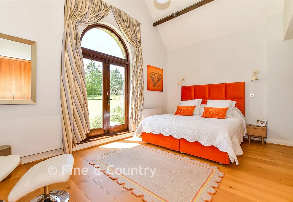 Guest Bedroom - Hartfield Road, Cowden, Edenbridge, Kent - Wards of Kent