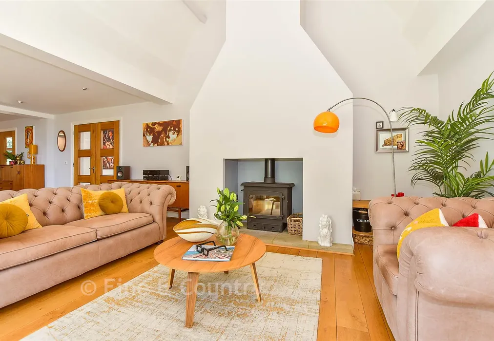 Sitting/ Dining Room - Hartfield Road, Cowden, Edenbridge, Kent - Wards of Kent