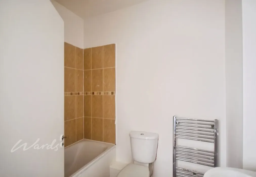 8 14 ath bath use - Athelstan Road Margate CT9 - Wards of Kent
