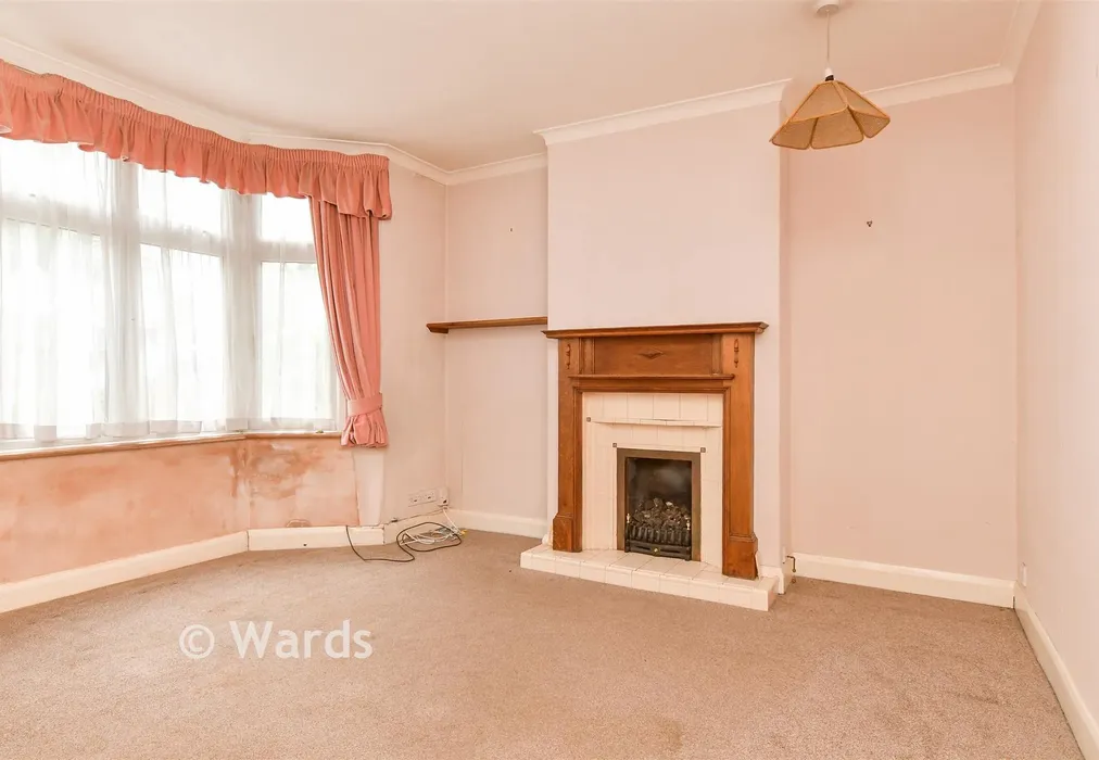 Lounge - Milton Avenue, Gravesend, Kent - Wards of Kent