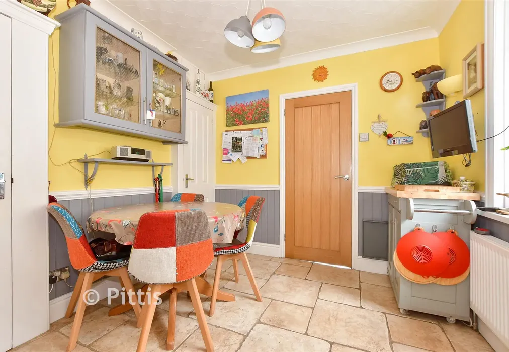 Dining Area - Denness Road, Sandown, Isle of Wight - Wards of Kent