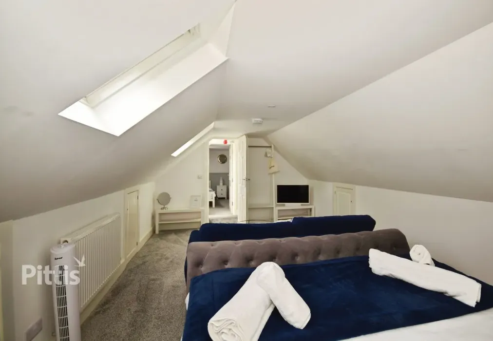  - Fairfield Gardens Sandown PO36 - Wards of Kent