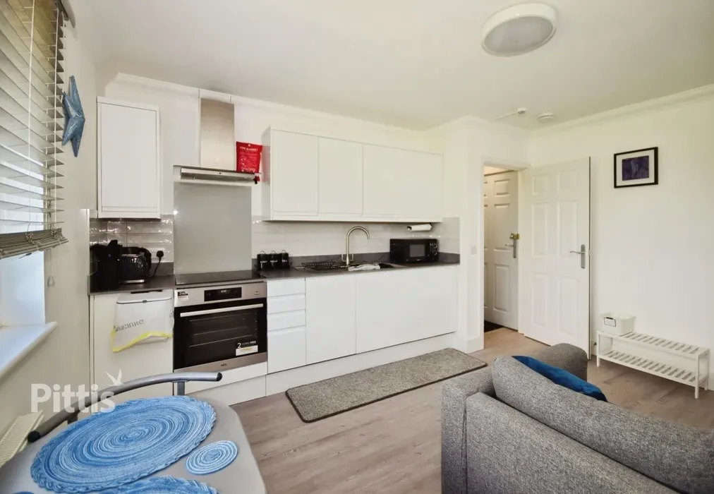  - Fairfield Gardens Sandown PO36 - Wards of Kent