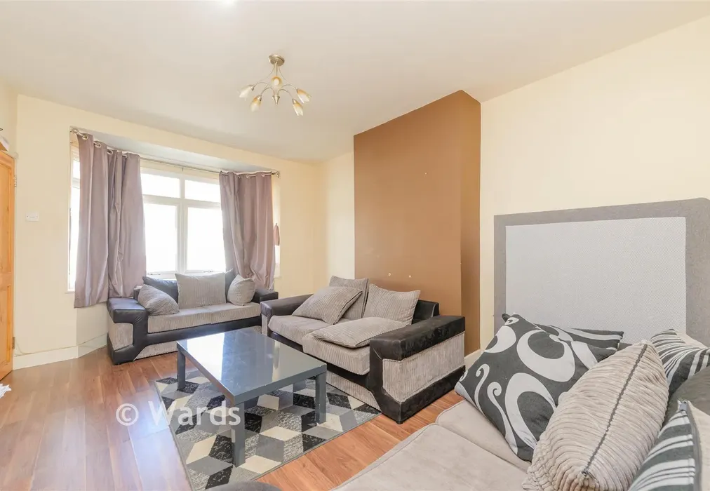 Lounge - St. Leonard's Avenue, Chatham, Kent - Wards of Kent