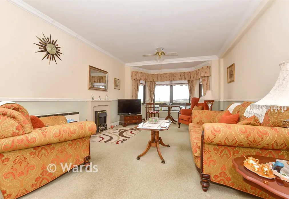 Lounge - Ranelagh Road, Deal, Kent - Wards of Kent