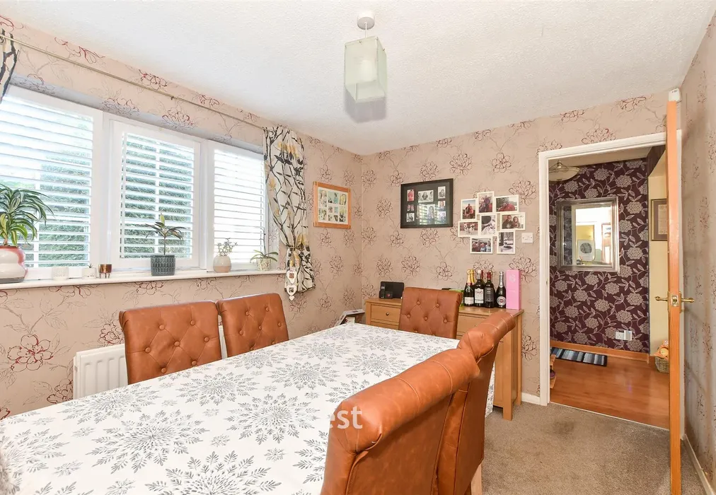 Dining Room - Burleigh Way, Crawley Down, West Sussex - Wards of Kent