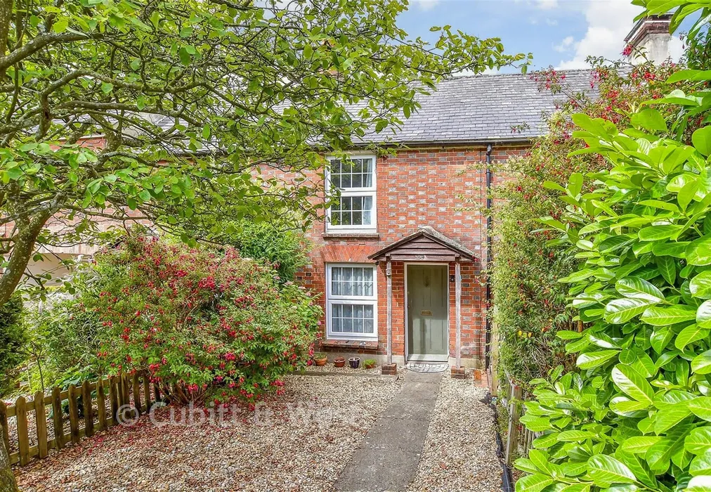 Front - Tower Street, Heathfield, East Sussex - Wards of Kent
