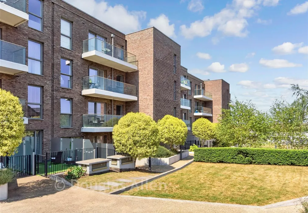 External (Web) - Ripplegate Walk, Barking, Essex - Wards of Kent