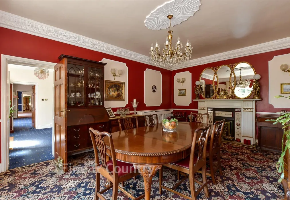 Internal Lifestyle Photograph - Manor Road, Shanklin, Isle of Wight - Wards of Kent