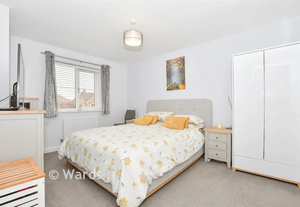 Bedroom 1 - Pearson Meadow, Maidstone, Kent - Wards of Kent