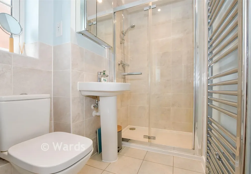 En-Suite Shower Room - Pearson Meadow, Maidstone, Kent - Wards of Kent