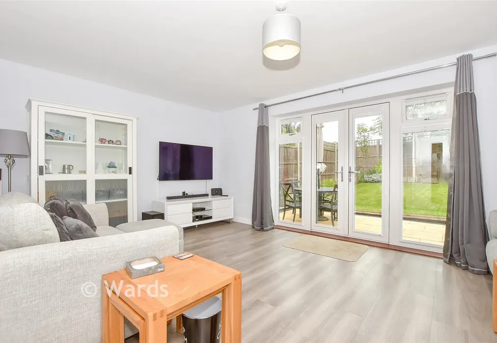 Lounge - Pearson Meadow, Maidstone, Kent - Wards of Kent