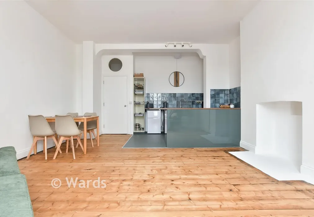 Lounge Area - Grosvenor Place, Margate, Kent - Wards of Kent