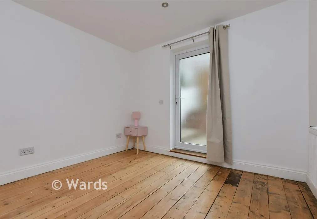 Bedroom 2 - Grosvenor Place, Margate, Kent - Wards of Kent
