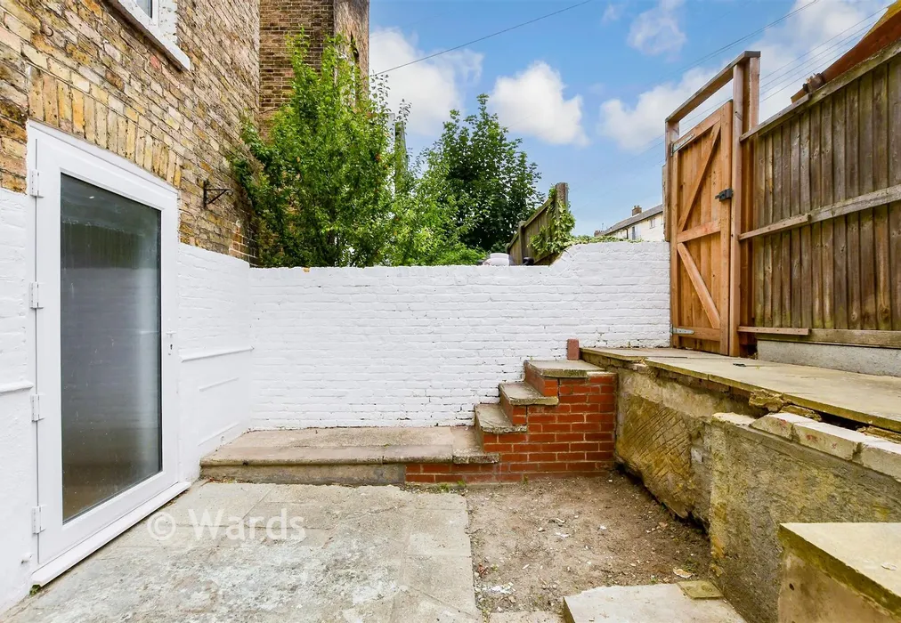Rear Garden - Grosvenor Place, Margate, Kent - Wards of Kent
