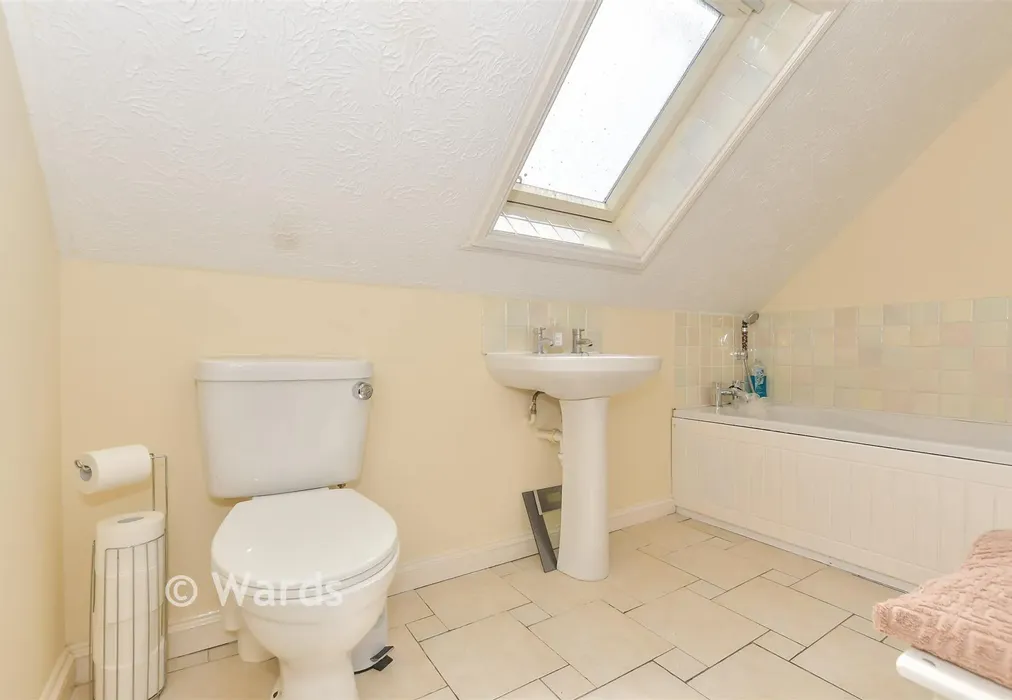 Bathroom - Drake Avenue, Minster On Sea, Sheerness, Kent - Wards of Kent