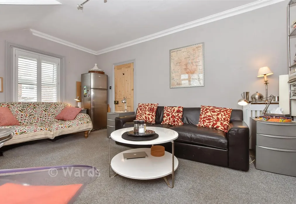 Lounge - London Road, Deal, Kent - Wards of Kent