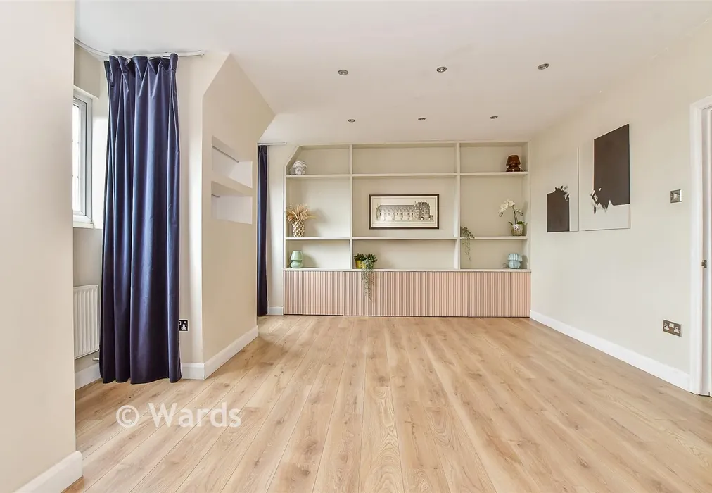 Lounge - Church Road, Paddock Wood, Tonbridge, Kent - Wards of Kent