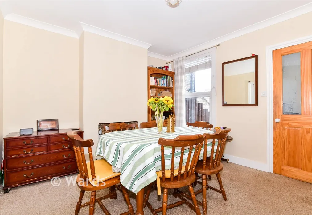 Dining Room - Tonbridge Road, Maidstone, Kent - Wards of Kent