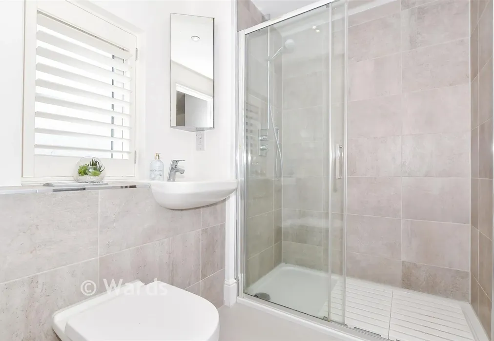 En-Suite Shower Room - Carmelite Road, Aylesford, Kent - Wards of Kent