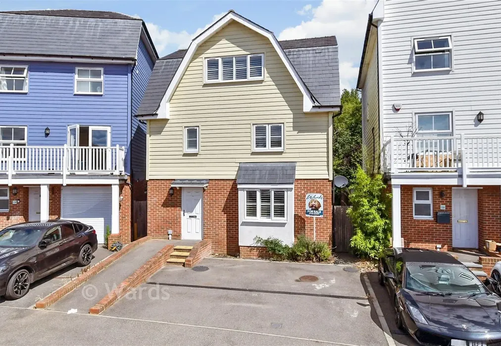 External (Web) - Carmelite Road, Aylesford, Kent - Wards of Kent